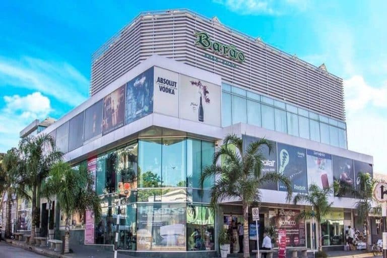 fachada-barao-free-shop