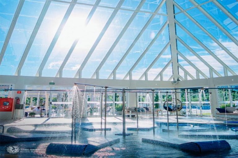 Piscina interna Termas Romanas